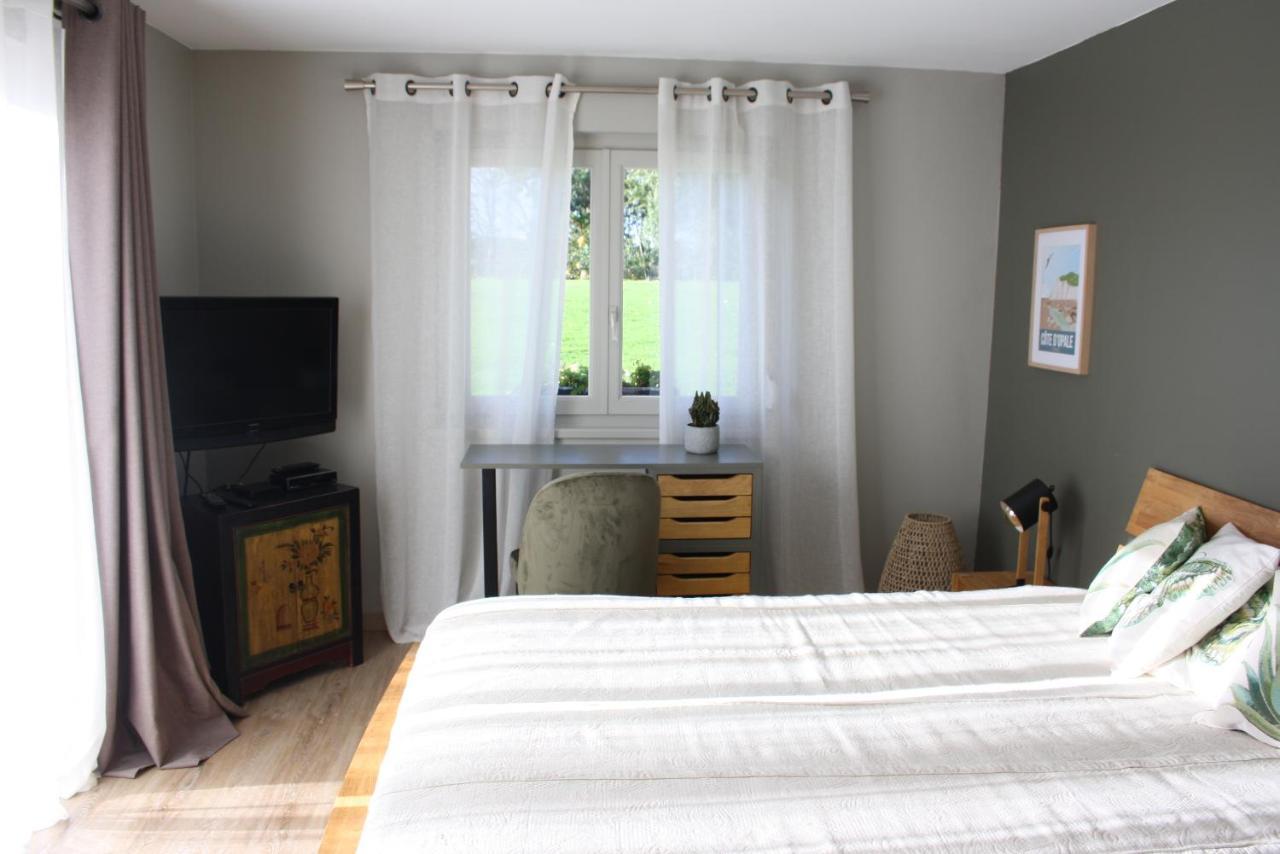 Le Mas De La Rocherie Chambre D'Hotes "Reference" Pihen-les-Guines Exterior photo